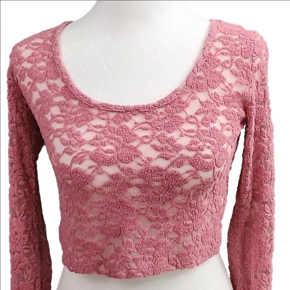 MOSSIMO SUPPLY CO PINK FLORAL LACE LONG SLEEVE TOP SIZE S/P